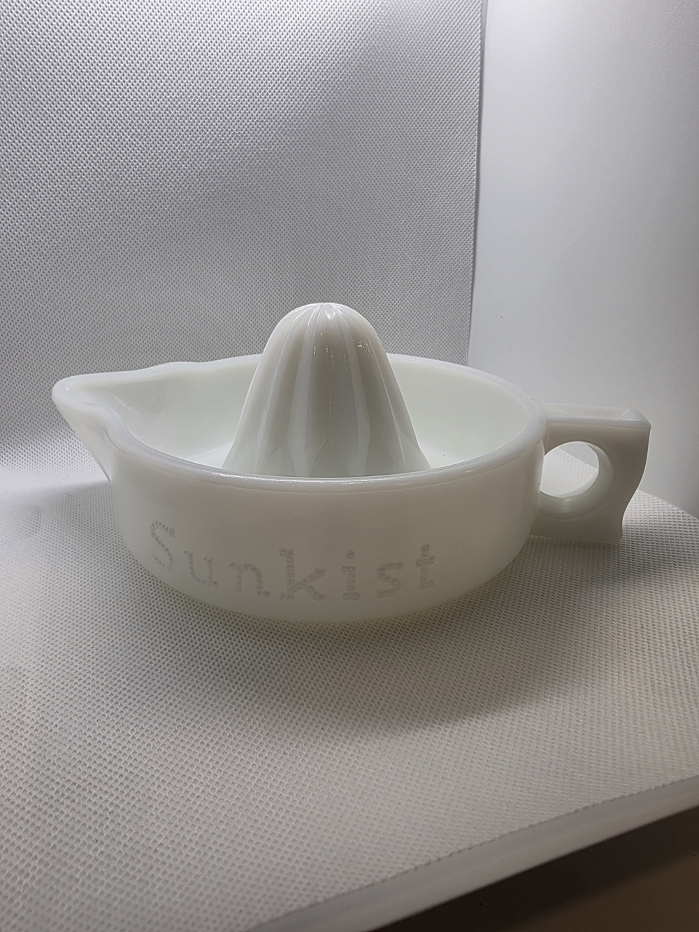 White Glass Citrus Juicer - Sunkist Embossed